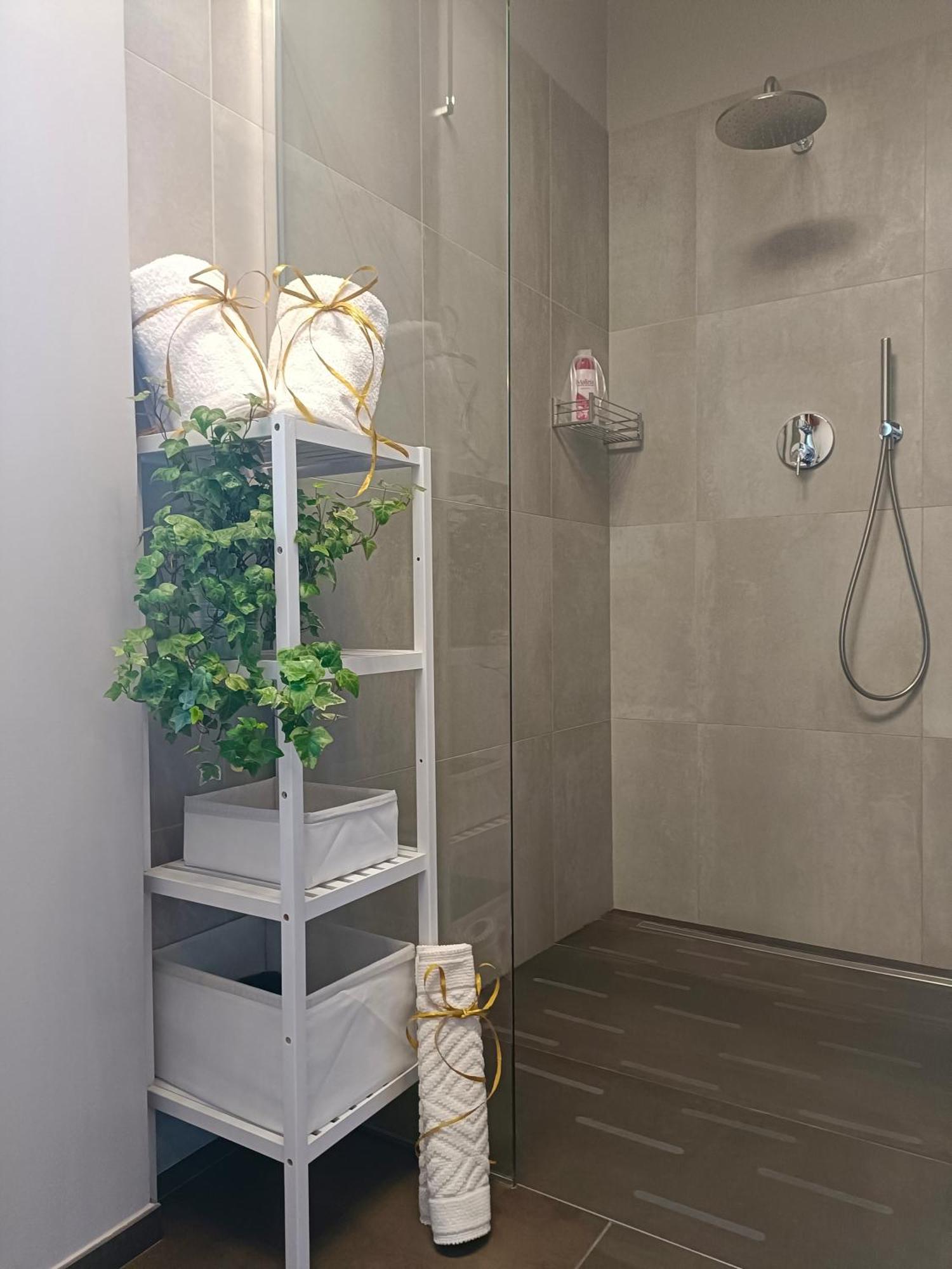 Residenza Palmina Apartman Rimini Kültér fotó